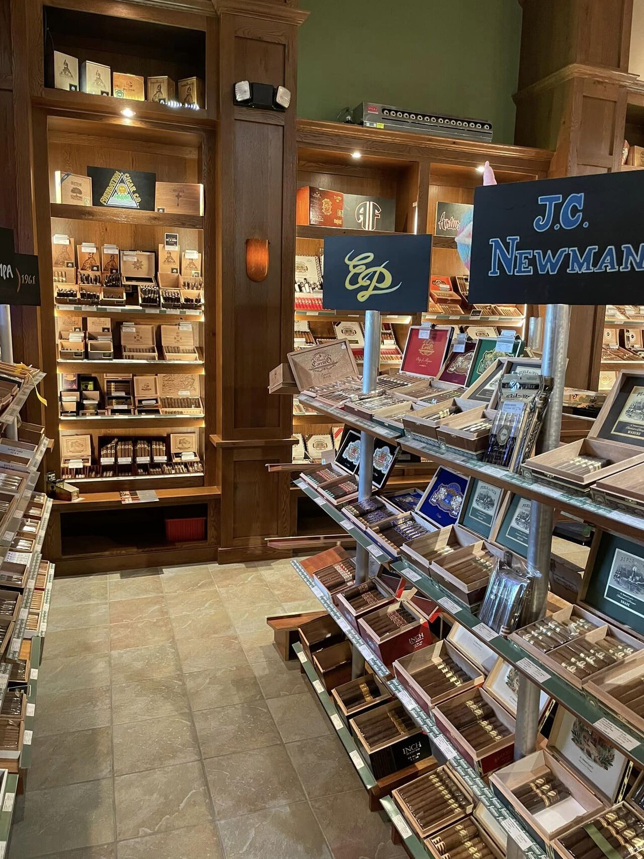 Famous Smoke Shop Flagship Store